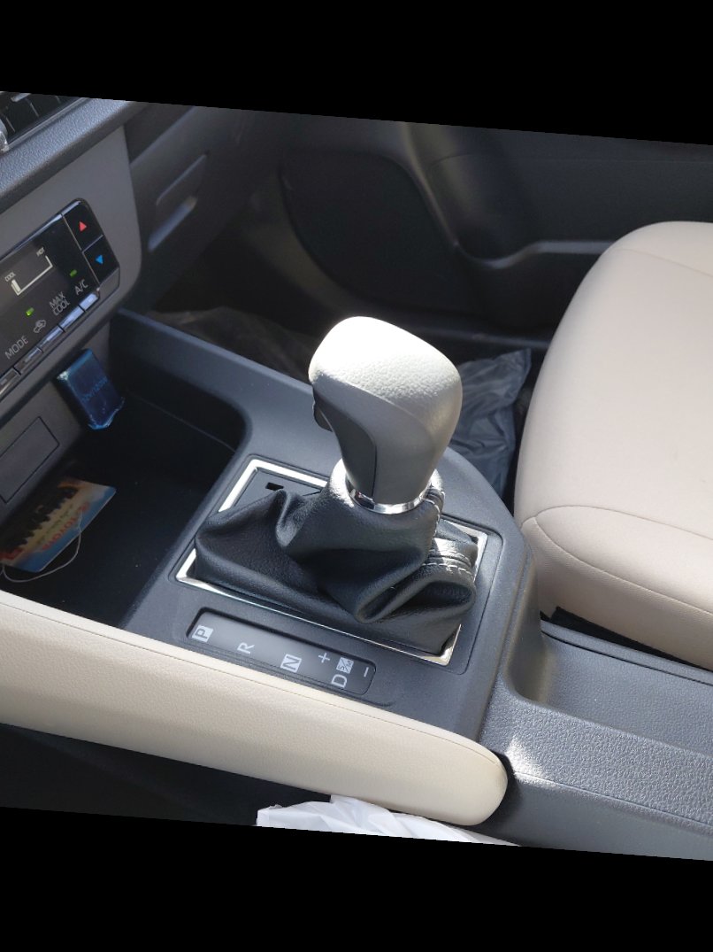 تويوتا يارس Y 2024 image