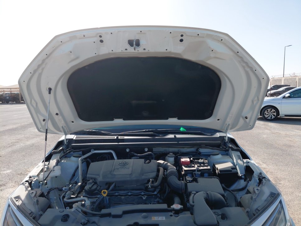 تويوتا يارس Y 2024 image