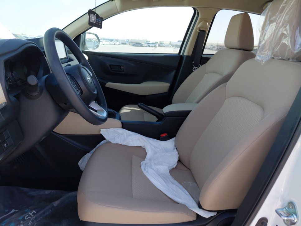 تويوتا يارس Y 2024 image