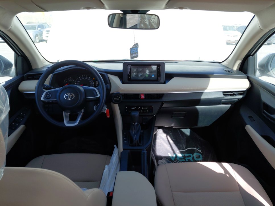 تويوتا يارس Y 2024 image