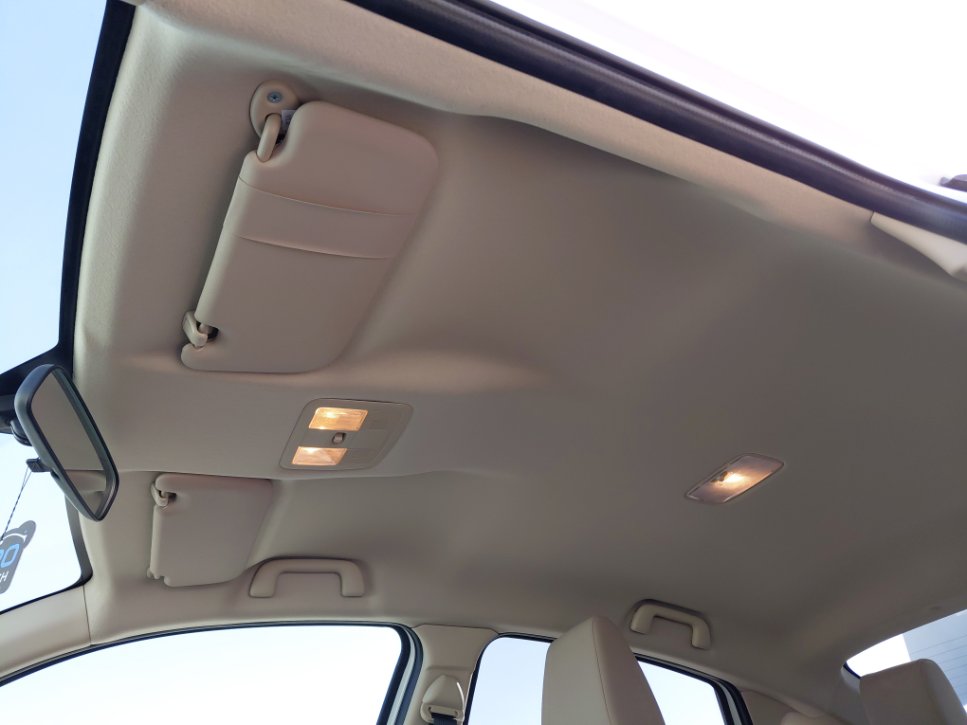 تويوتا يارس Y 2024 image