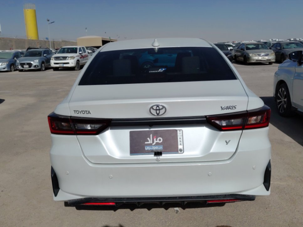 تويوتا يارس Y 2024 image