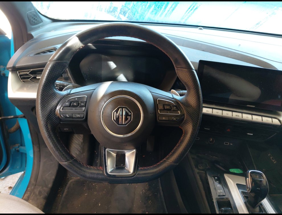 إم جي GT لوكس 2022 image