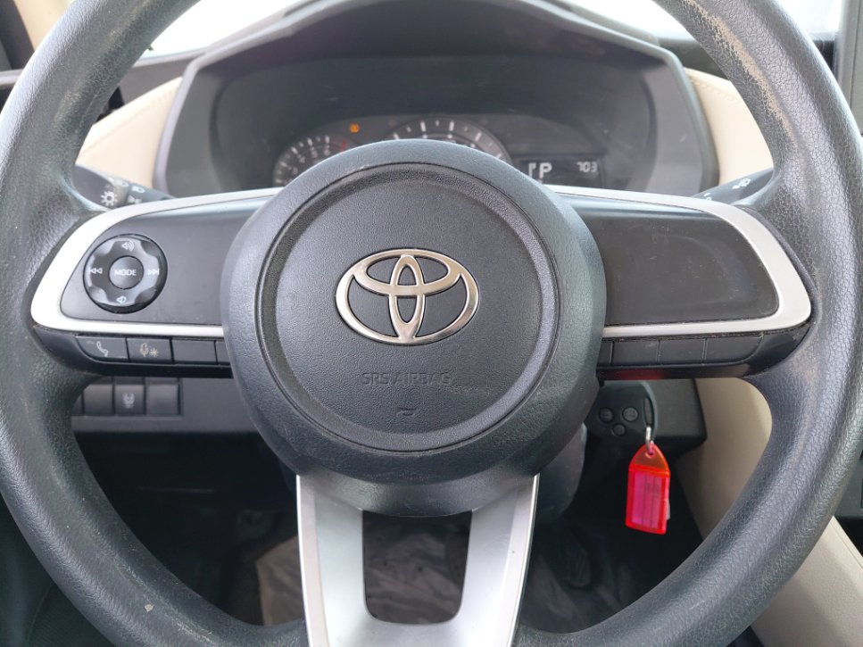 تويوتا يارس Y 2024 image