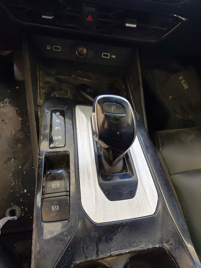 إم جي GT لوكس 2022 image