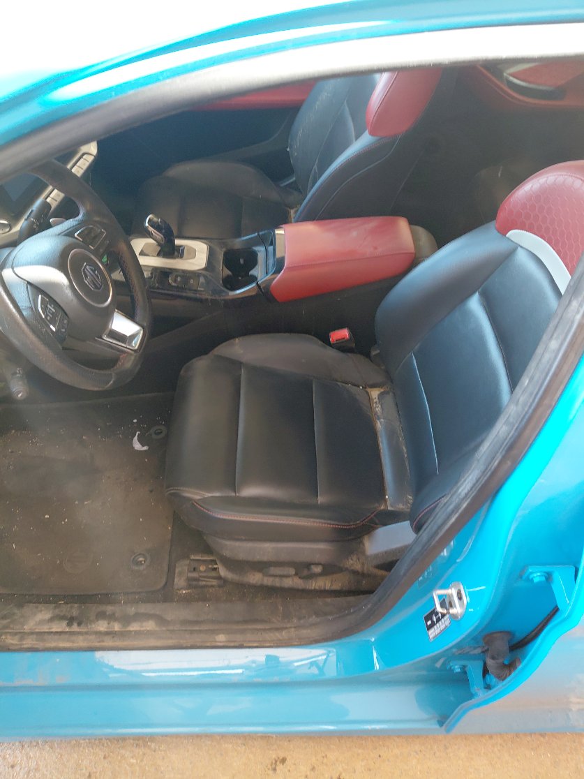 إم جي GT لوكس 2022 image