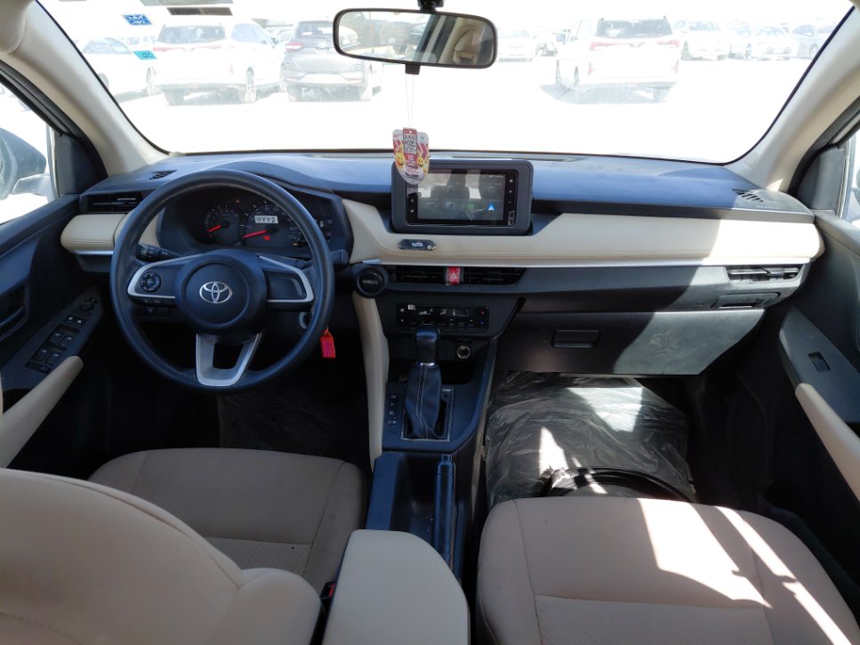 تويوتا يارس Y 2024 image