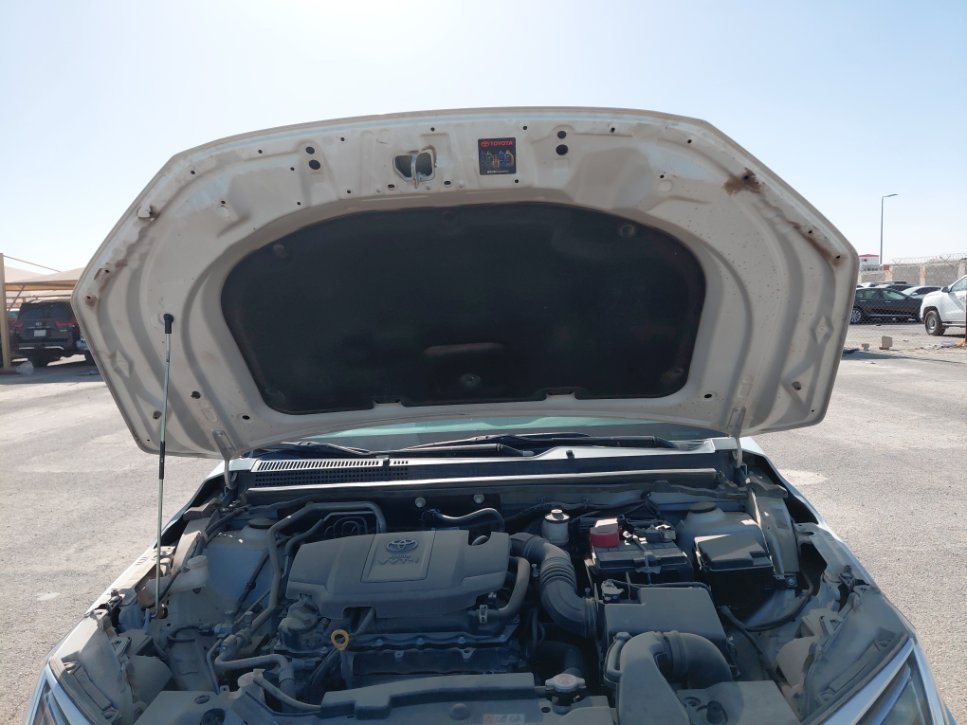 تويوتا يارس Y 2024 image