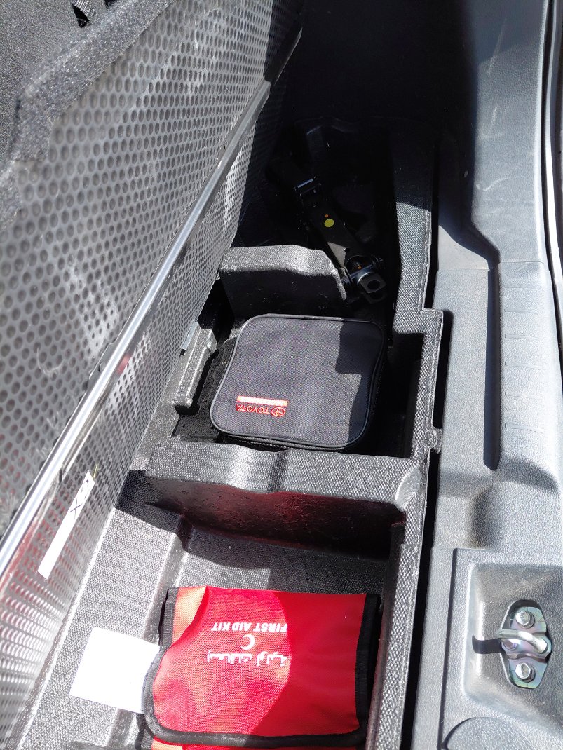 تويوتا فيلوز GLX 2024 image