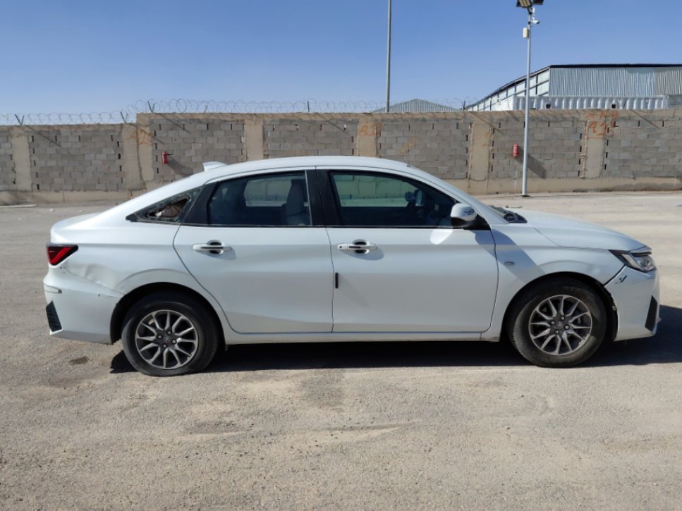 تويوتا يارس Y 2024 image