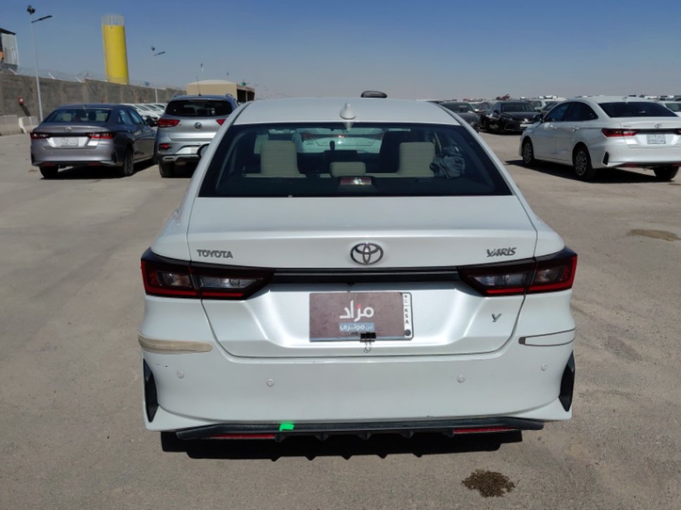 تويوتا يارس Y 2024 image