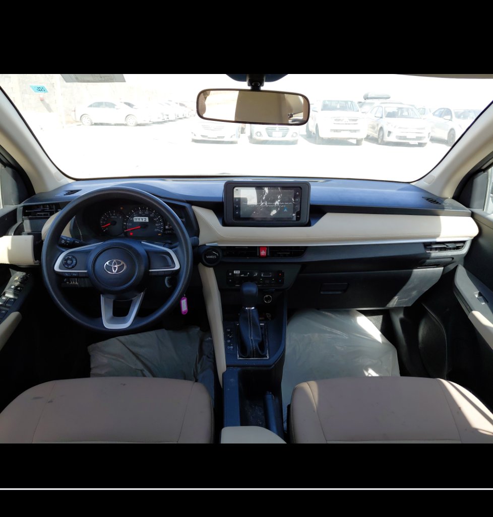 تويوتا يارس Y 2024 image