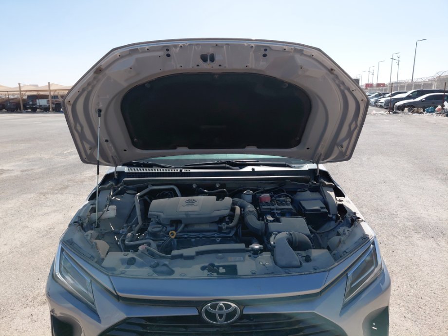 تويوتا يارس Y 2024 image