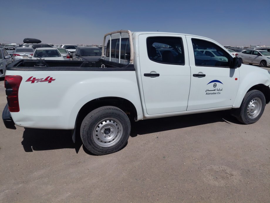 ايسوزو ديماكس 4x4 2023 image