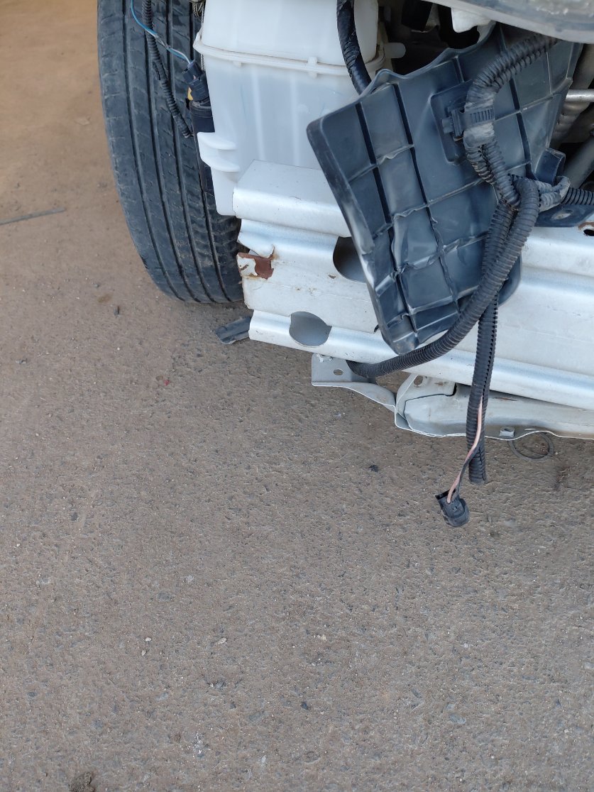 تويوتا يارس Y PLUS 2021 image