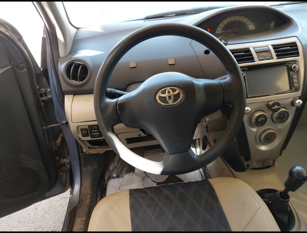 تويوتا يارس  2006 image