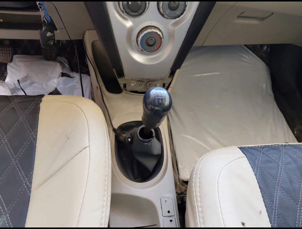 تويوتا يارس  2006 image