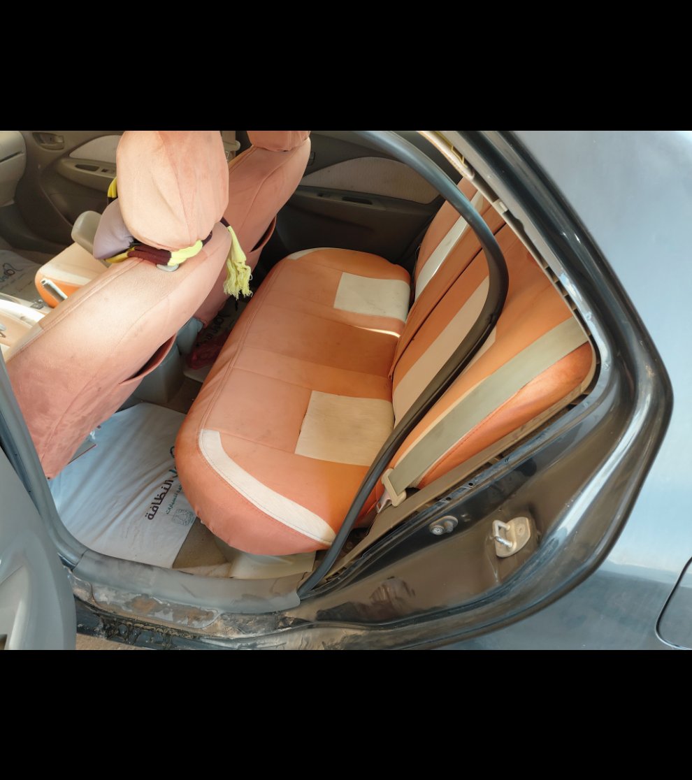 تويوتا يارس  2011 image