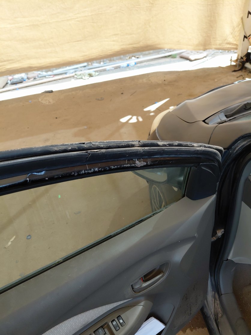 تويوتا يارس  2011 image