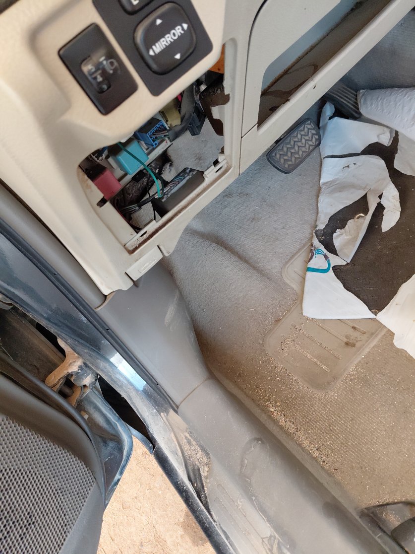 تويوتا يارس  2011 image