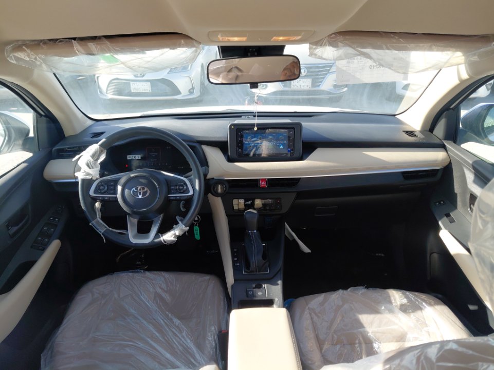 تويوتا يارس Y PLUS 2024 image