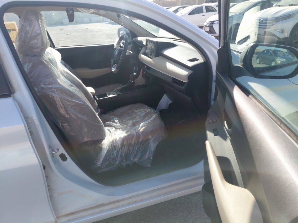 تويوتا يارس Y PLUS 2024 image