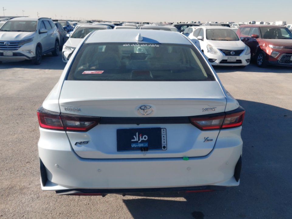 تويوتا يارس Y PLUS 2024 image