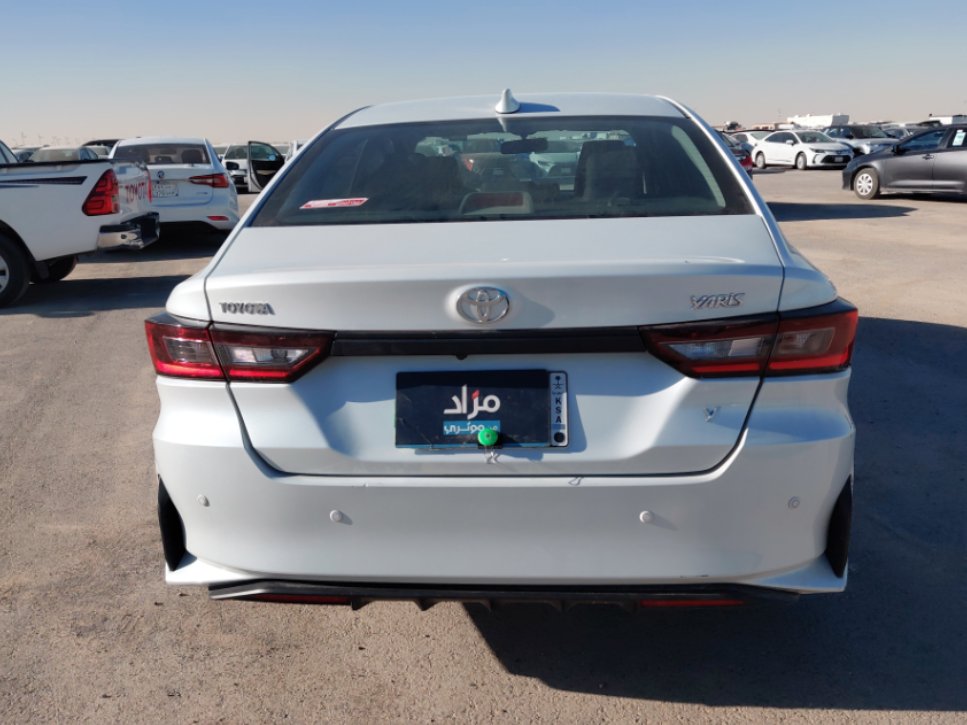 تويوتا يارس Y 2024 image