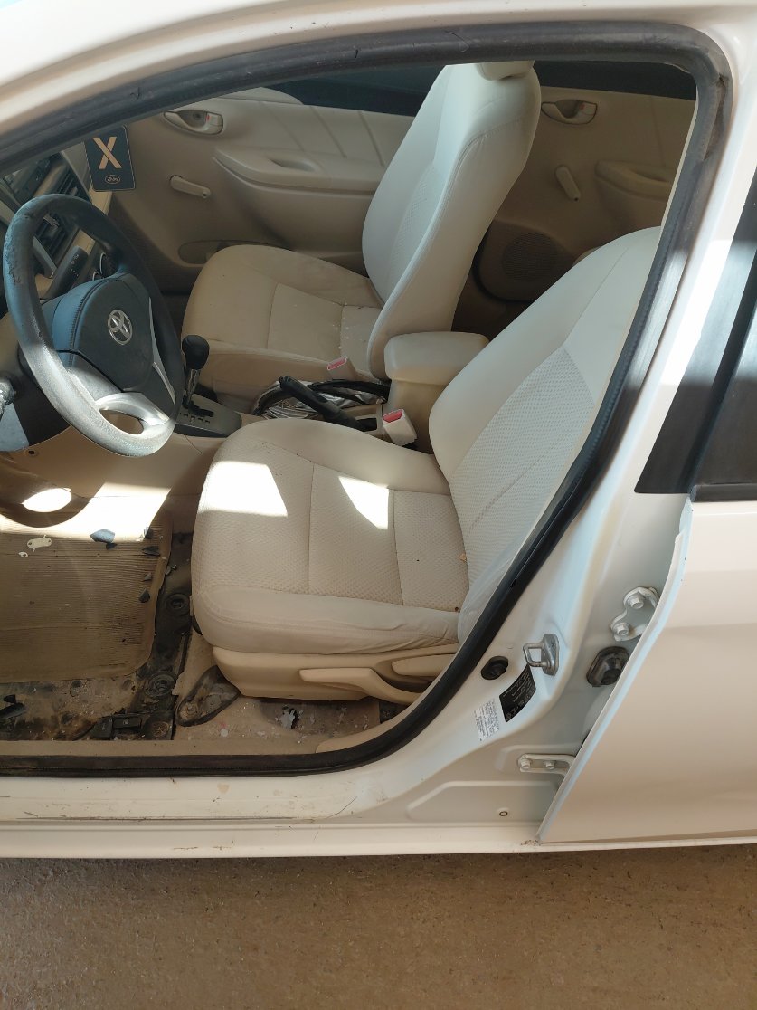 تويوتا يارس  2015 image