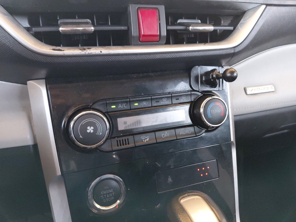 تويوتا فيلوز GLX 2024 image