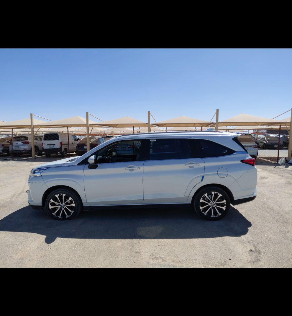 تويوتا فيلوز GLX 2024 image