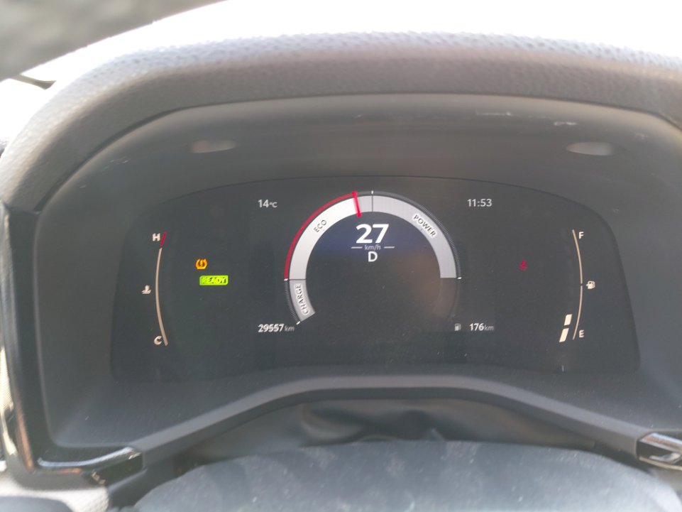 تويوتا كامري LE HEV  2025 image