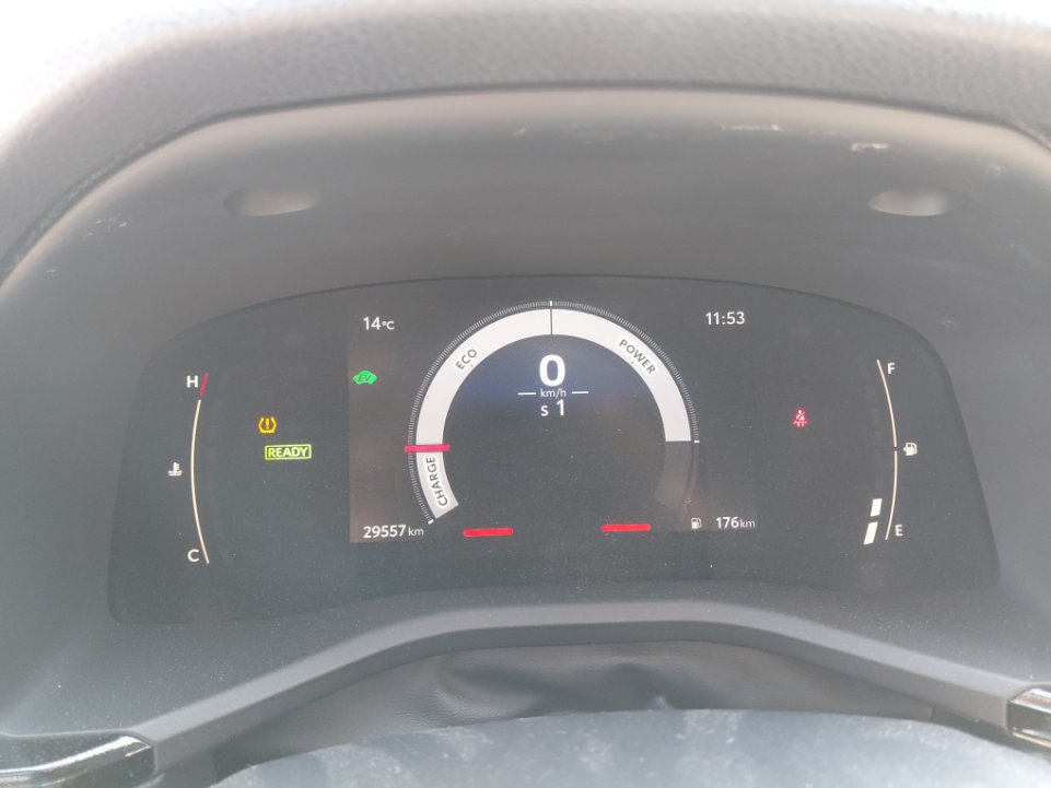 تويوتا كامري LE HEV  2025 image