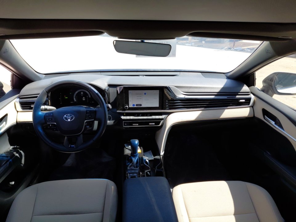 تويوتا كامري LE HEV  2025 image