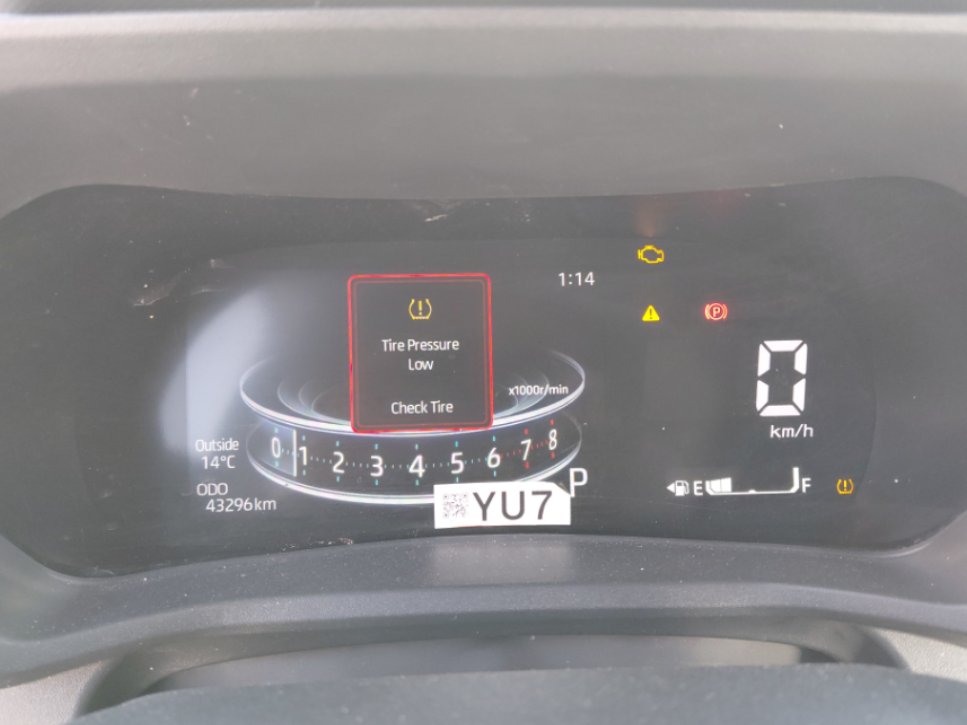 تويوتا فيلوز GLX 2024 image