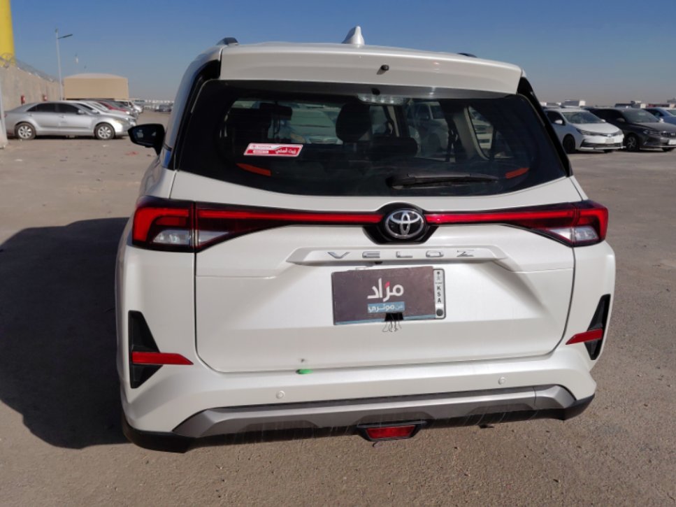 تويوتا فيلوز GLX 2024 image