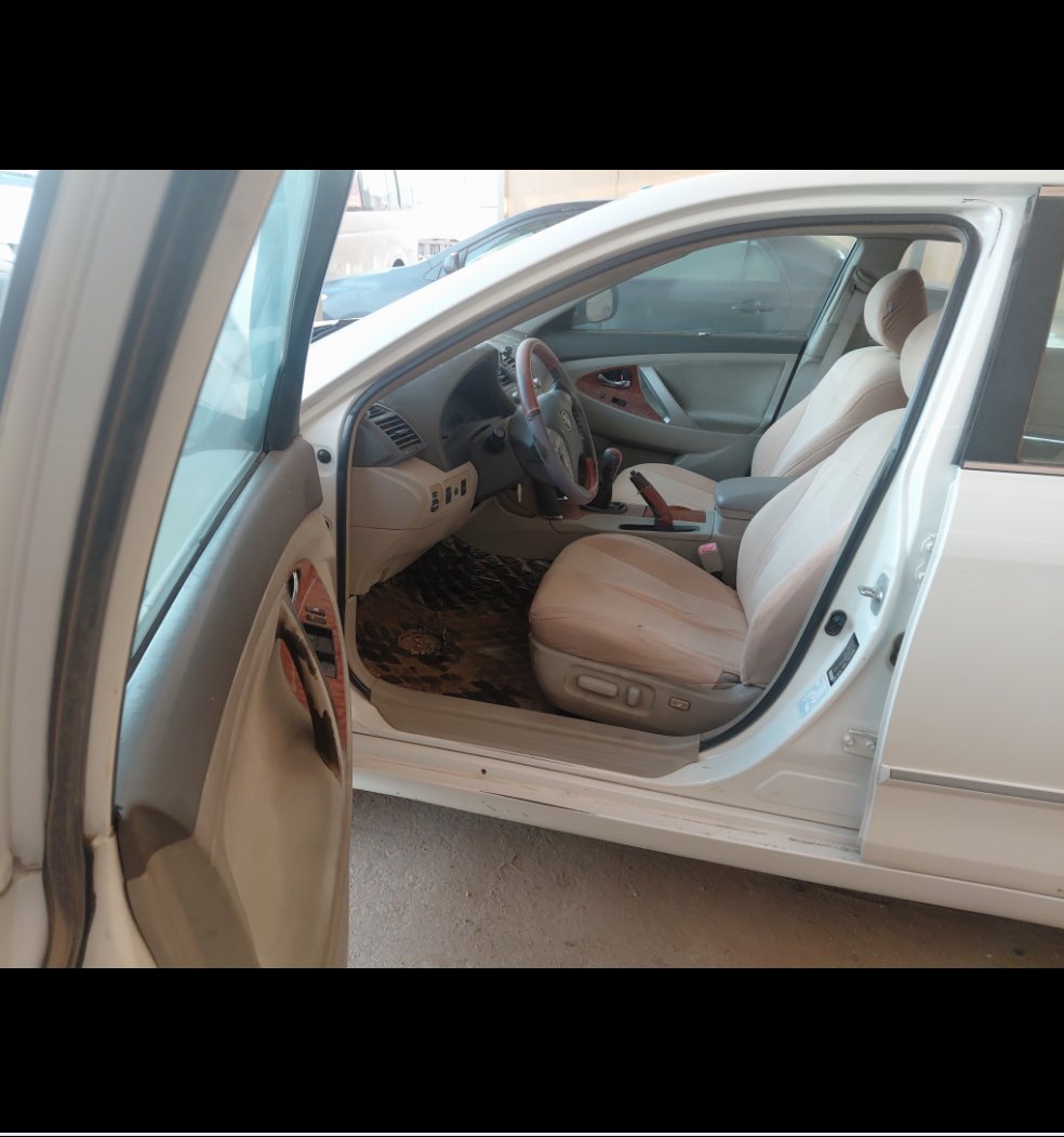 Toyota Camry  2011 image