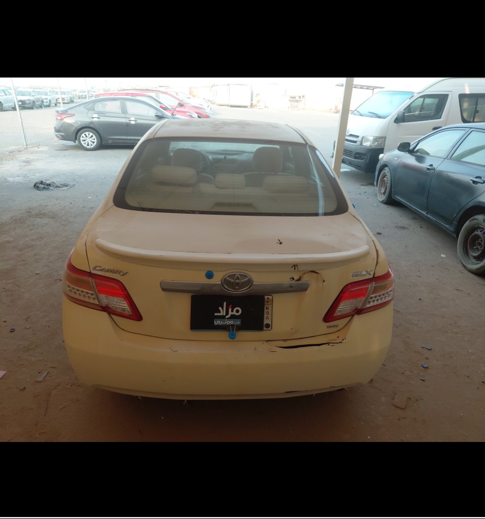 Toyota Camry  2011 image