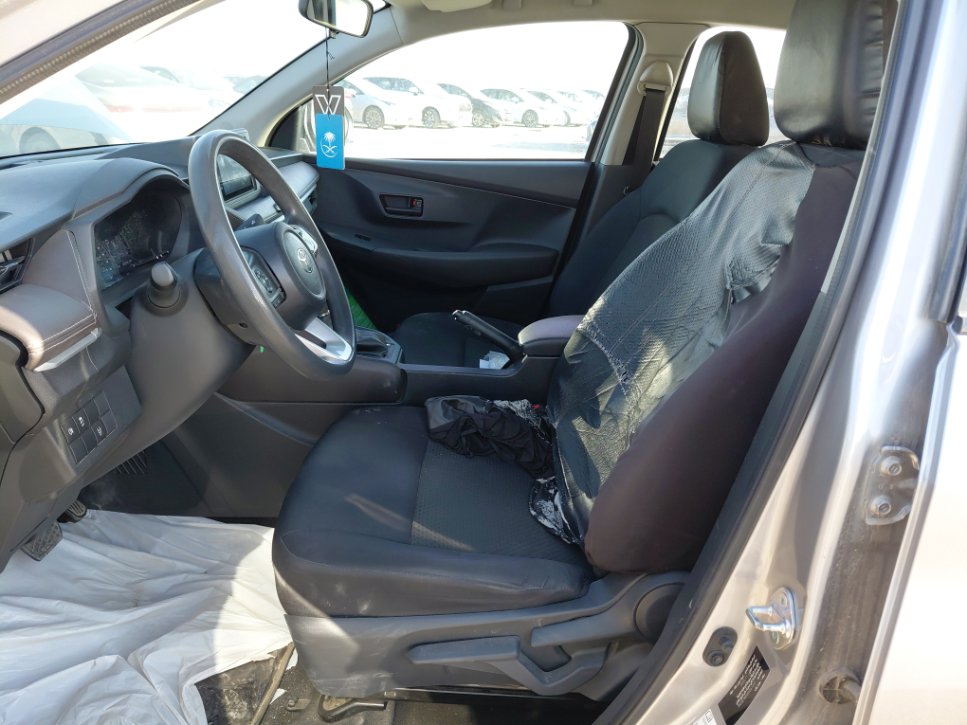 تويوتا يارس Y 2024 image