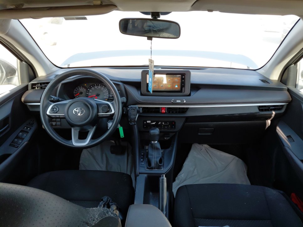 تويوتا يارس Y 2024 image