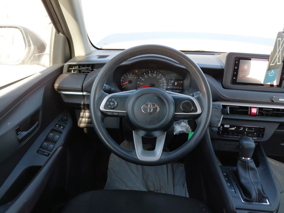 تويوتا يارس Y 2024 image