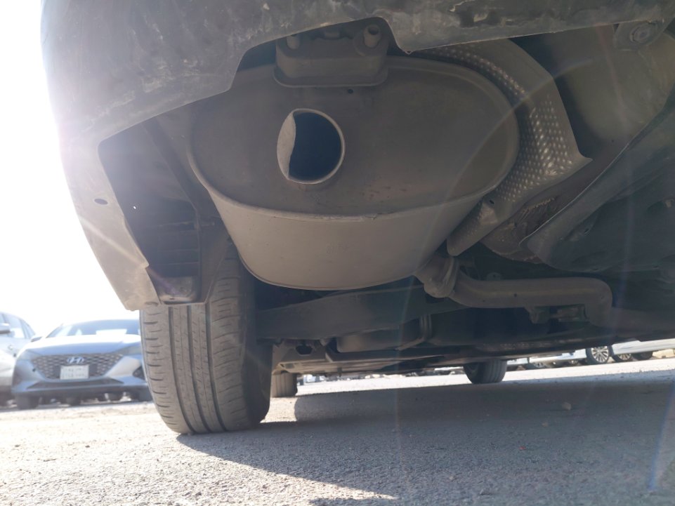 تويوتا كامري E HEV 2025 image