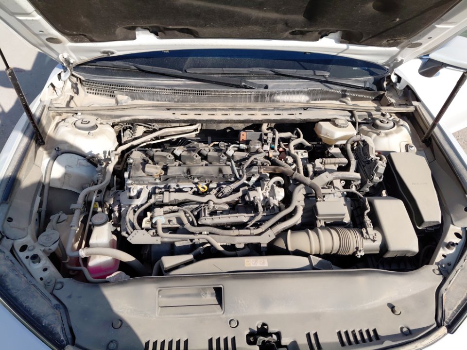 تويوتا كامري E HEV 2025 image