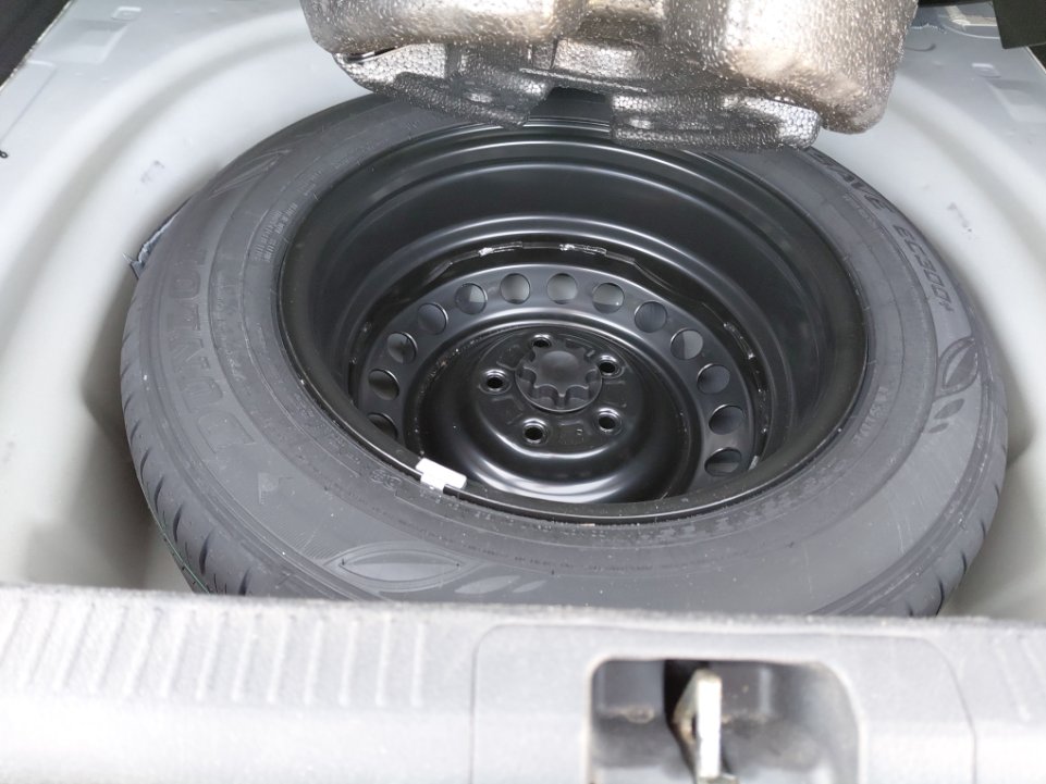 تويوتا كامري E HEV 2025 image