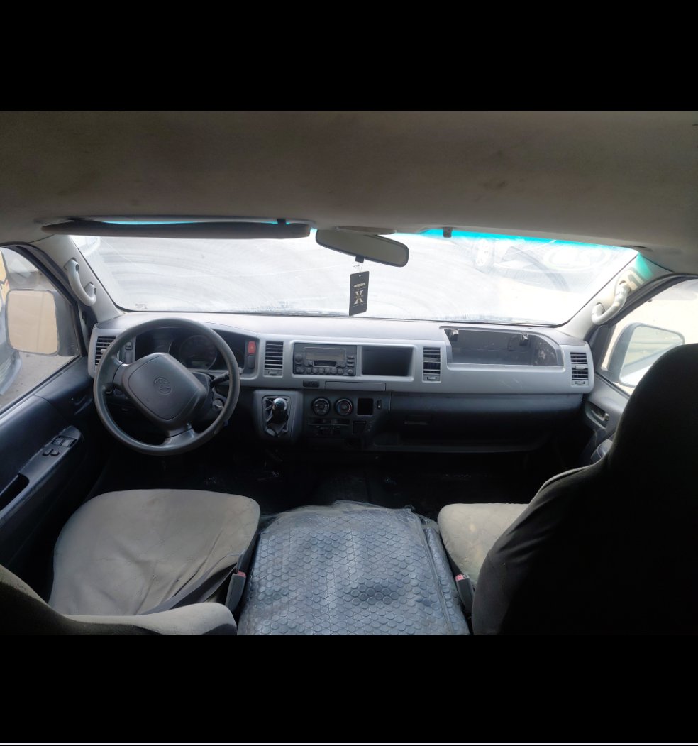 Toyota Hiace Bus  2008 image