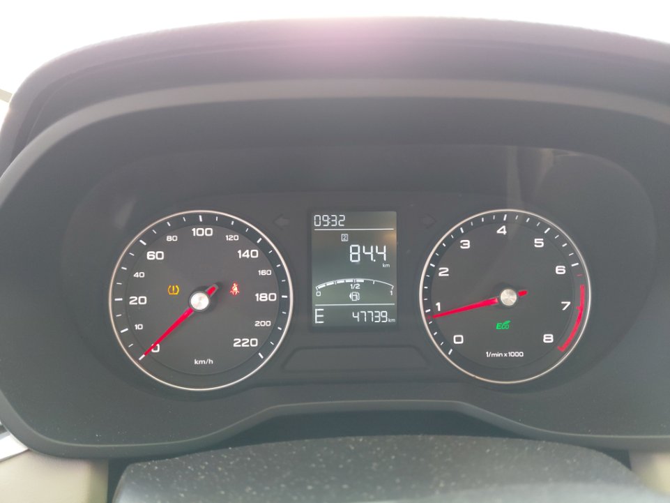 إم جي 5 عادي 2024 image