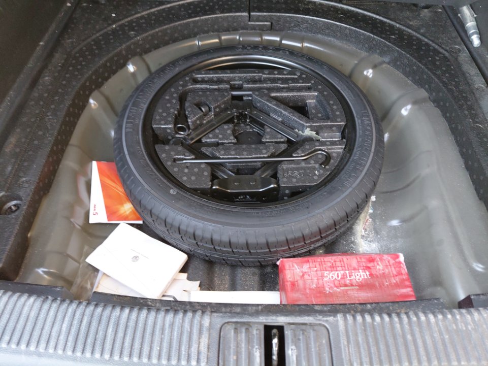 إم جي 5 عادي 2024 image