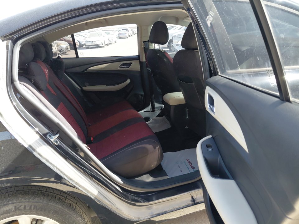 إم جي 5 عادي 2024 image