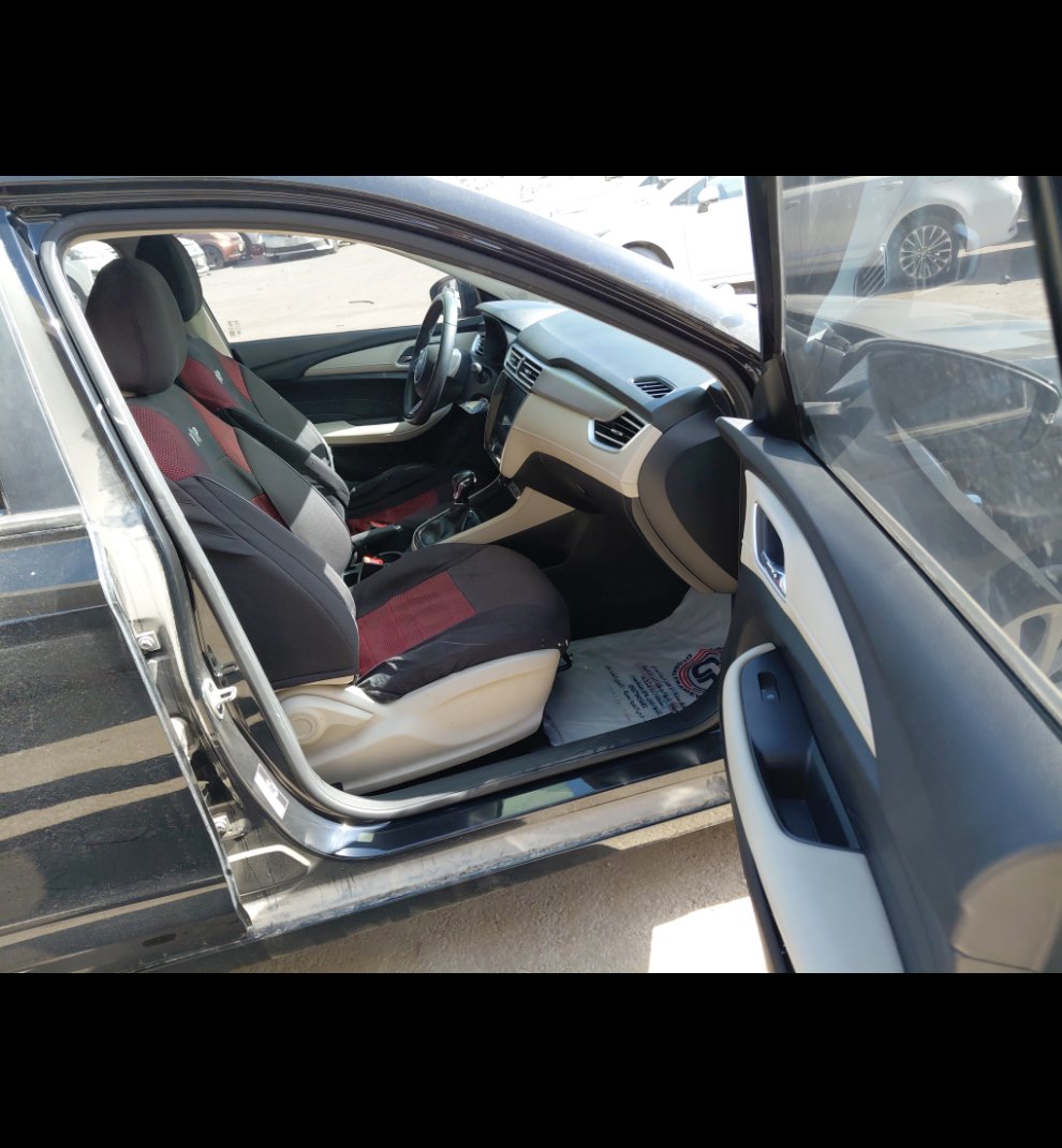 إم جي 5 عادي 2024 image