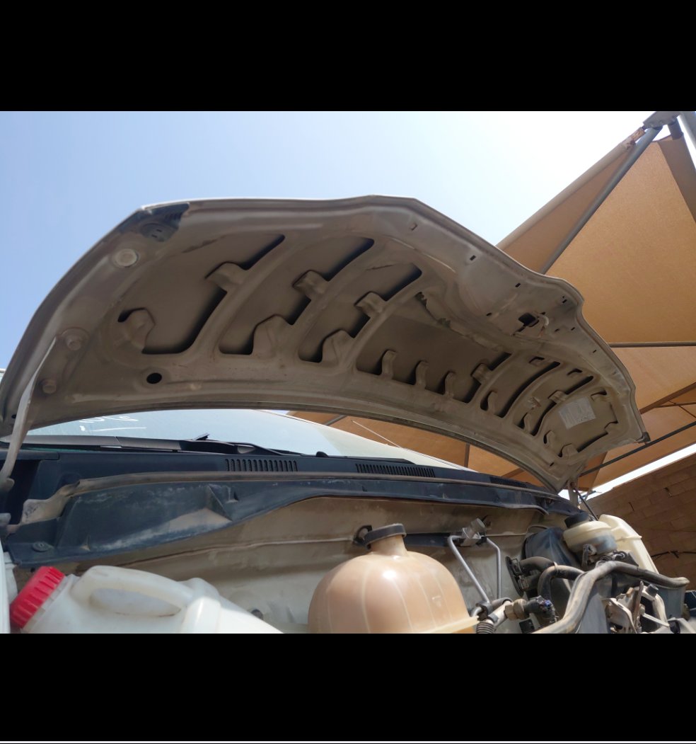 Toyota Hiace Bus  2010 image